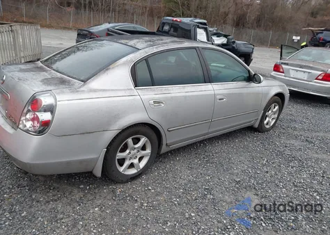 2005 Nissan Altima 2.5 S из США, поврежденный, VIN 1N4AL11D75C213834